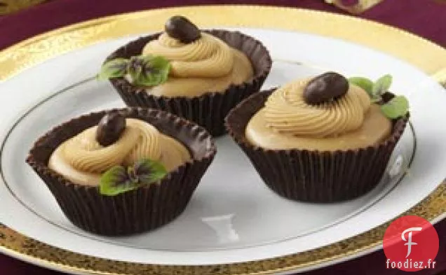 Tasses de latté au chocolat blanc