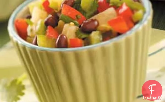 Salsa aux haricots et à l'ananas