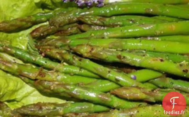 Asperges marinées piquantes