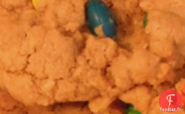 Monster Scotchies (Scotchies à l'avoine de Gramma Jean avec M&M's)