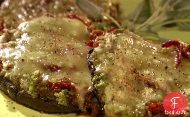 Champignons portobello farcis grillés