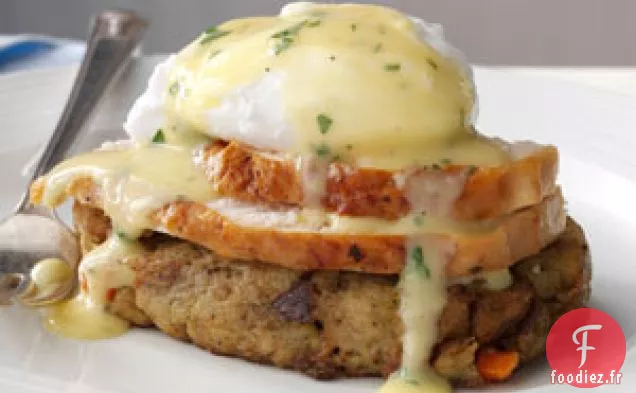 Œufs Bénédicte à la dinde et à la farce