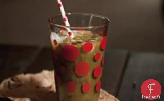 Smoothie vert rafraîchissant pour l'hiver