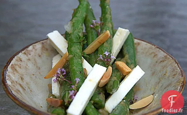 Salade De Haricots Verts Et Feta Dans Une Vinaigrette À L'Échalote