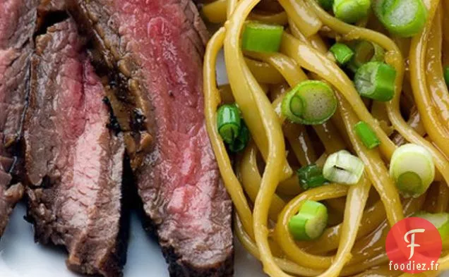 Steak Teriyaki Et Nouilles Au Sésame