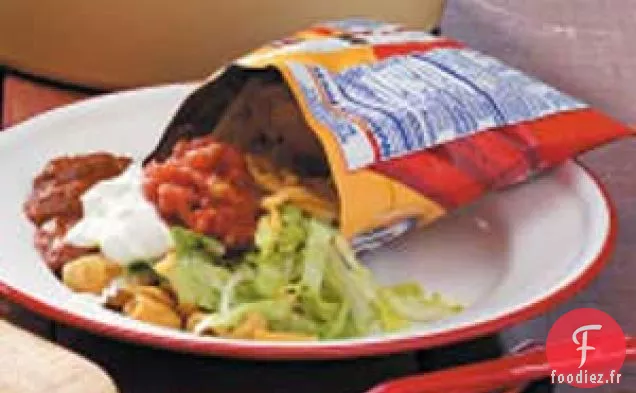 Salade de tacos au feu de camp