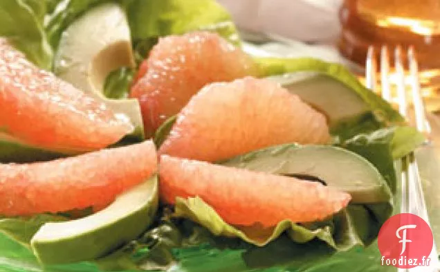 Salade d'avocat et de pamplemousse