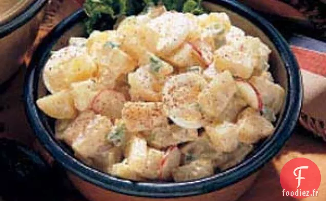 Salade de pommes de terre du jardin