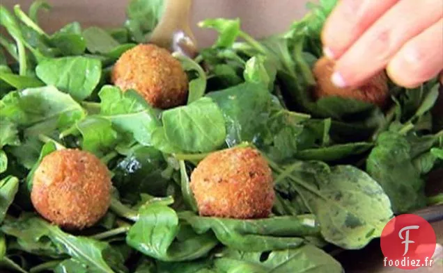 Salade de roquette au gorgonzola frit