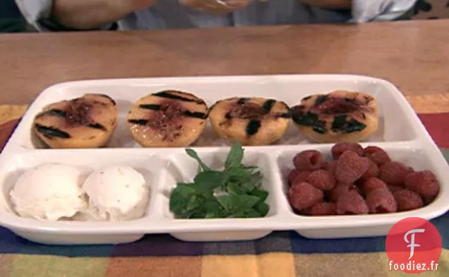 Pêche Melba grillée