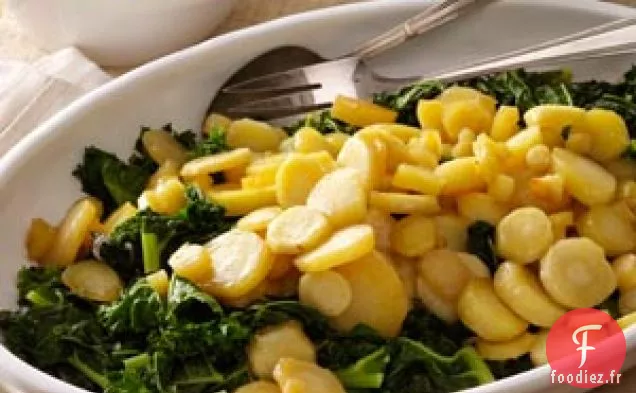 Panais glacés à l'érable sur chou frisé