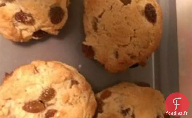 Biscuits géants aux raisins secs
