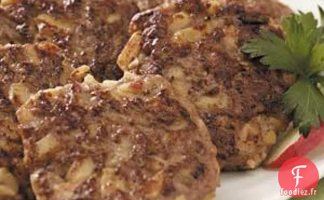 Saucisse de poulet aux pommes salées