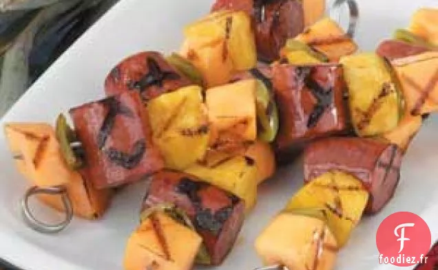 Brochettes de saucisses polynésiennes pour 2