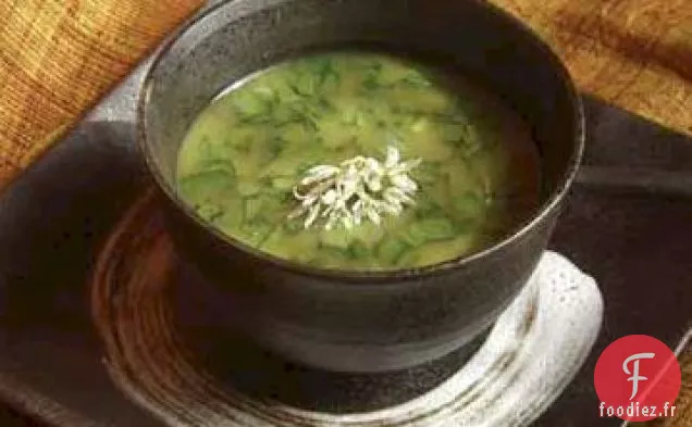 Soupe aux Asperges Avec Ail Sauvage