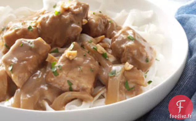 Satay de porc aux nouilles de riz