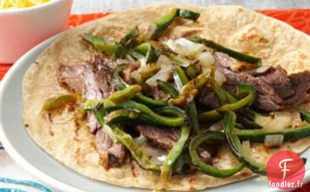 Fajitas au steak mariné et au poivre