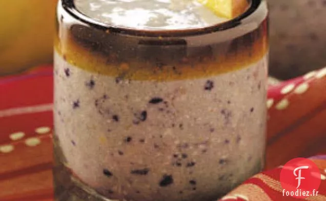 Smoothies à la myrtille et à la mangue