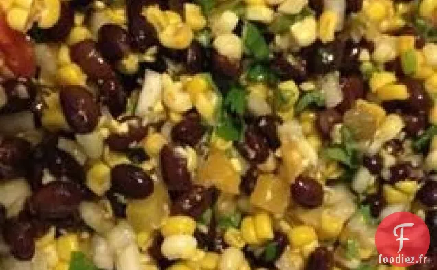 Accompagnement de salsa épicée aux haricots et au maïs