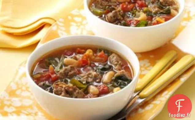 Soupe de chou frisé à la saucisse italienne