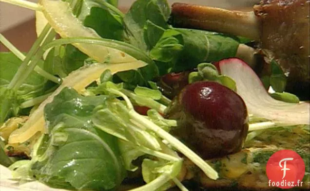 Salade de pousses de cerises et de pois mange-tout