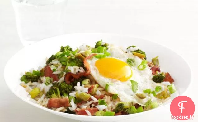 Bol de riz au bacon et au brocoli