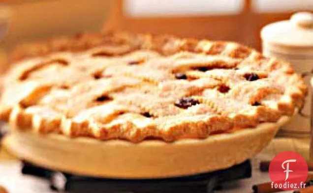 Tarte aux cerises et aux pommes en treillis