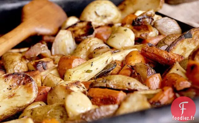 Pommes de Terre Rôties, Panais et Carottes avec Sauce au Raifort