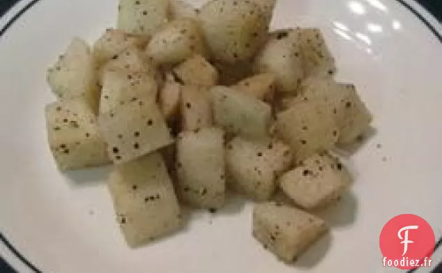 Cornichons de Radis Daikon Chinois Pendant la nuit