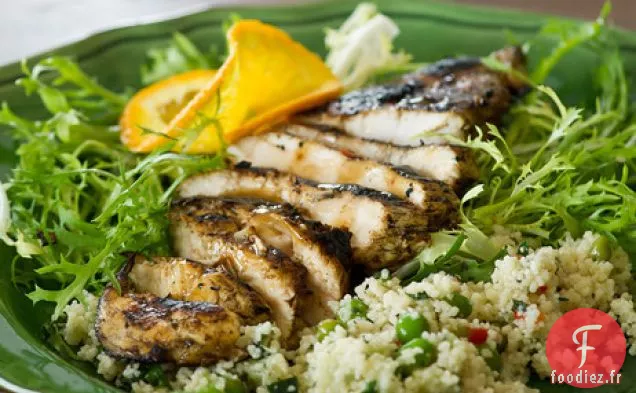 Poitrines De Poulet Grillées Avec Glaçage Épicé À L'Orange Et au gingembre