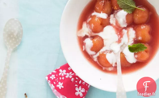Soupe De Cerises Rainier Au Gingembre, Vanille, Citron Vert Et Framboises