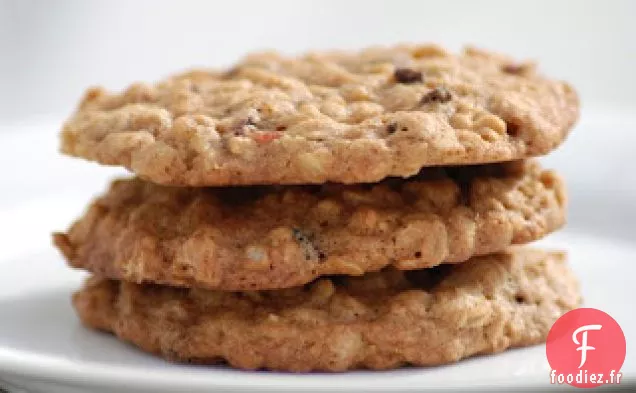 Biscuits À L'Avoine Avec Des Canneberges Séchées Et Du Gingembre Cristallisé