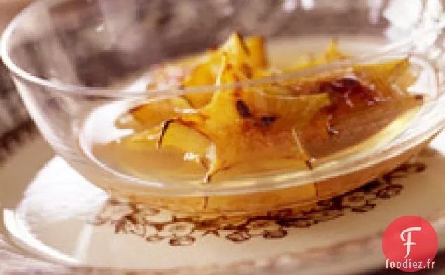 Fruits Étoilés Grillés Dans Un Bouillon Au Gingembre