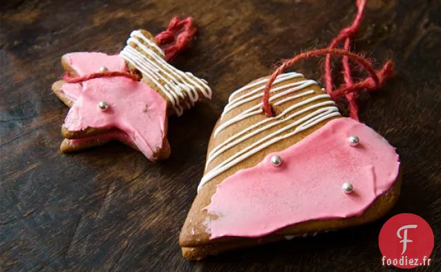 Biscuits et Ornements de Noël au Gingembre Festif Invité de Vacances