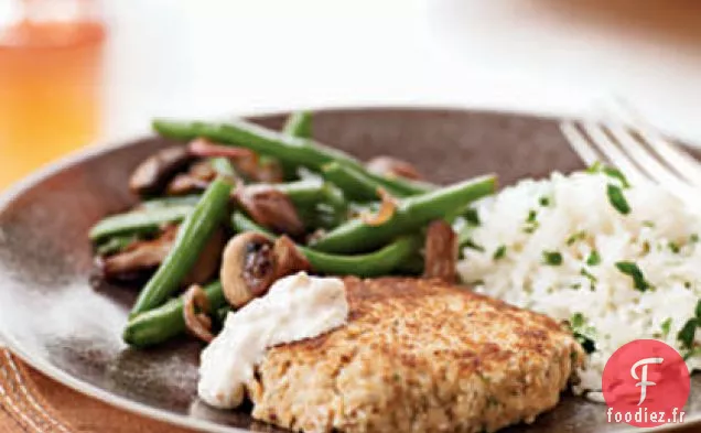 Croquettes de Saumon au Citron et à l'Aneth avec Sauce au Raifort