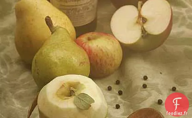 Crêpes De Pommes De Terre À La Confiture De Pommes-oignons Et Crème Fraîche Au Raifort