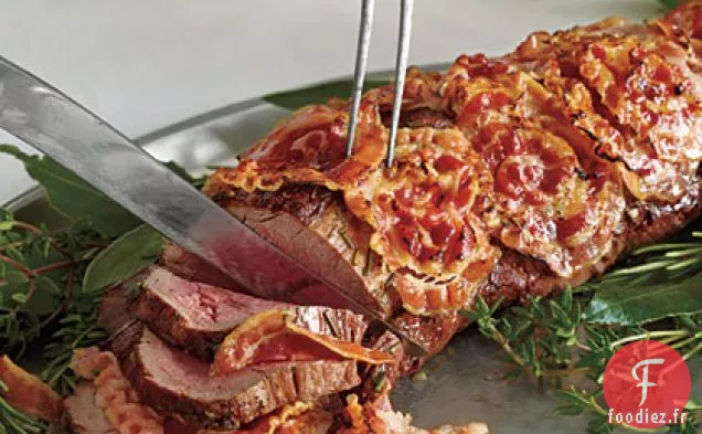Filet de Bœuf Enveloppé de Pancetta et Crème de Raifort Fouettée
