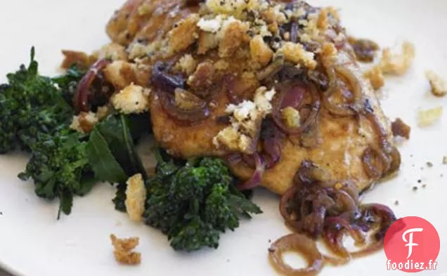 Poitrine De Poulet Braisée Au Xérès Et Miettes De Raifort