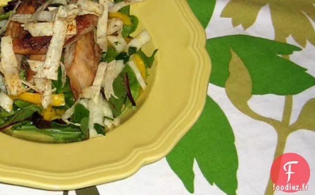 Salade de Poulet Grillé, Mangue et Jicama avec Vinaigrette Tequila-Lime