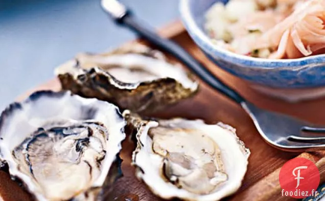 Huîtres sur la Demi-coquille avec Salsa au gingembre mariné