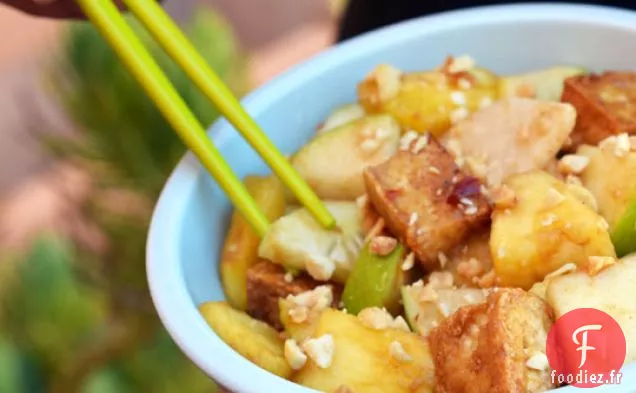 Salade de Rojak Épicée, Acidulée et Sucrée d'Asie du Sud-Est