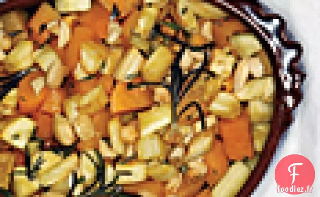 Courge d'Hiver Rôtie et Panais avec Glaçage au Sirop d'érable et Amandes Marcona
