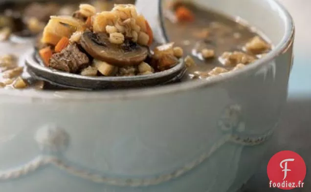 Soupe aux Champignons, à l'Orge et au Bœuf