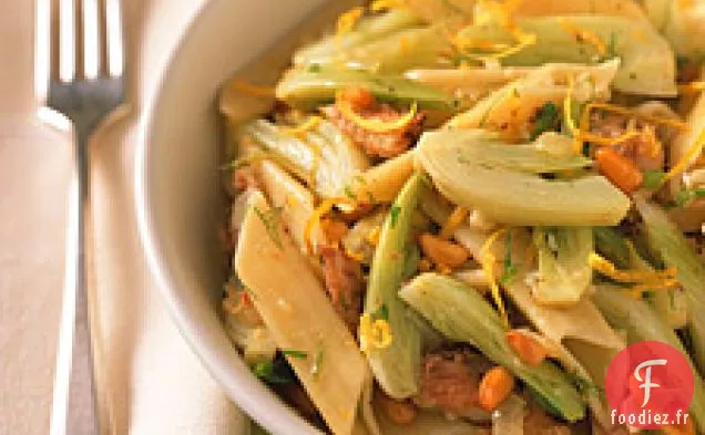 Pâtes Au Fenouil, Sardines Et Pignons De Pin