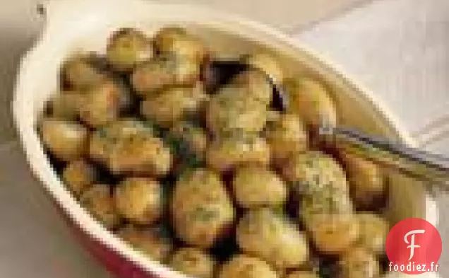 Pommes De Terre Nouvelles Au Beurre Citron Et Herbes Fraîches