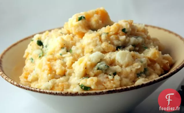 Purée De Rutabagas Et Pommes De Terre À L'Ail Rôti