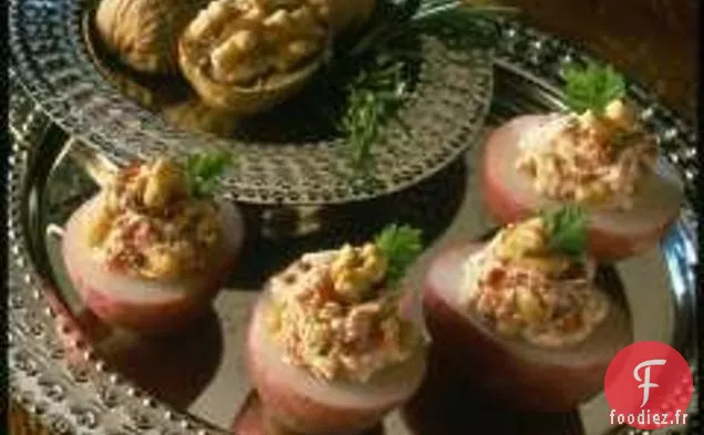 Pommes De Terre Aux Tomates Séchées Et Aux Noix