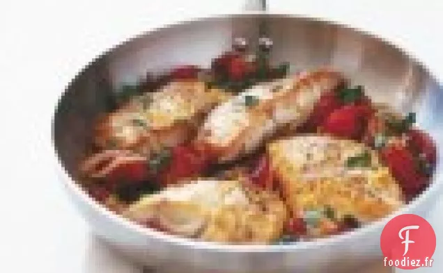 Bouchées De Crevettes Tempura Avec Salade De Radis Et Gingembre