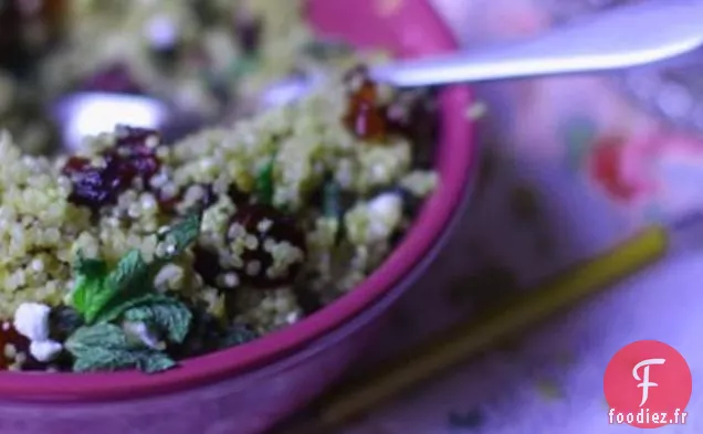 Salade Sexy De Quinoa À La Menthe Et Aux Canneberges