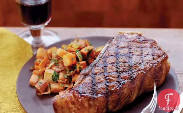 Steaks en Lamelles Grillés avec Pommes de Terre Rissolées au Hachis de Patate Douce